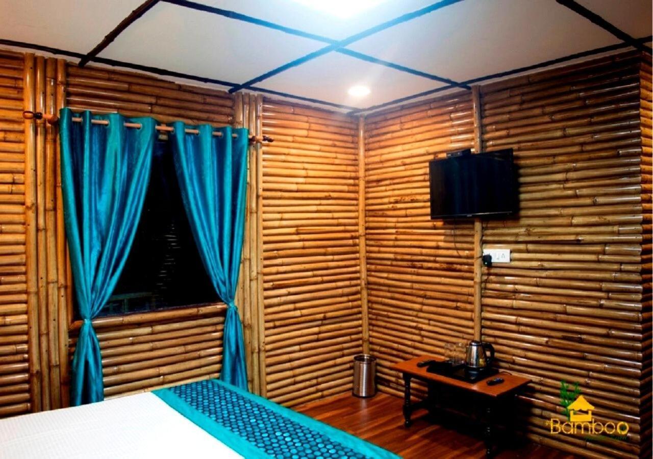 Bamboo Junction Resort - Kanatal, Valley & Mountain View Dhanaulti Eksteriør bilde